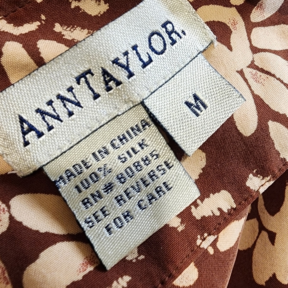 ANN TAYLOR Women's Brown Floral Silk Wrap Mini Skirt size M - Picture 3 of 9